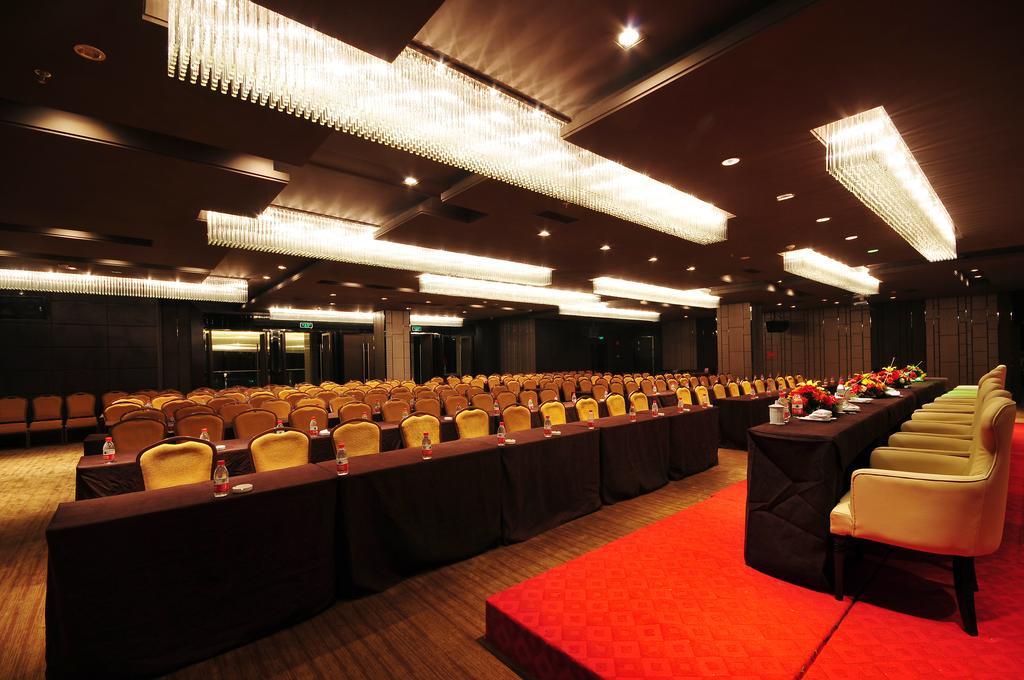 Xichang Minshan Hotel Экстерьер фото